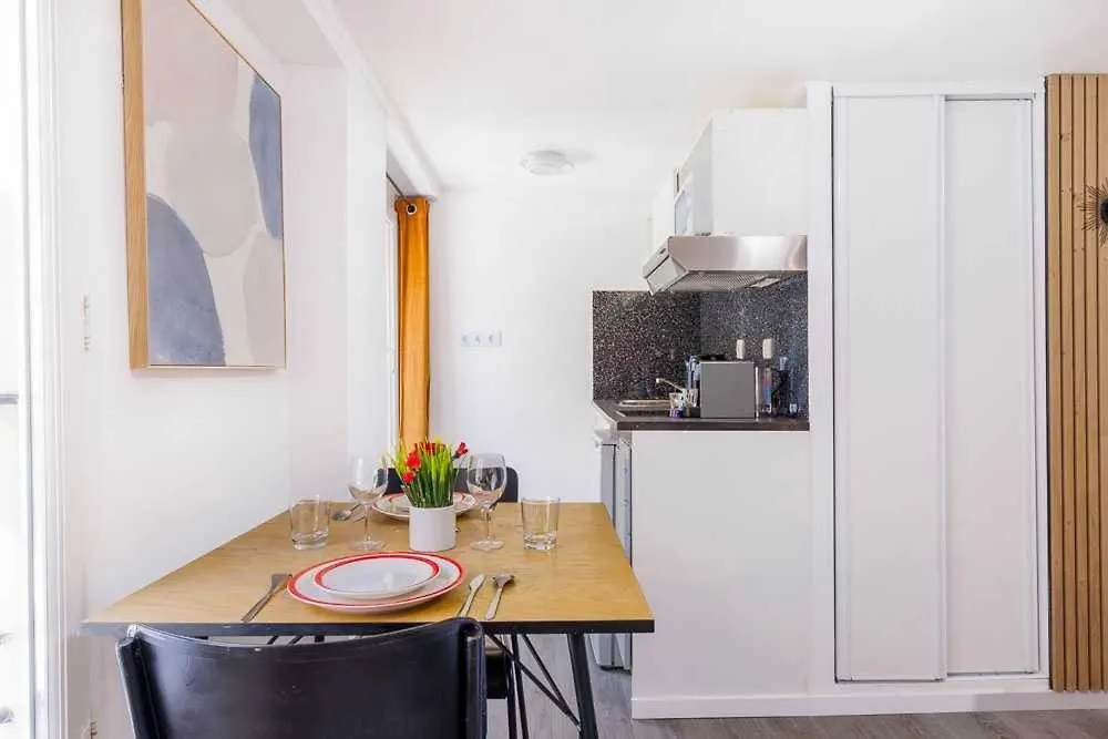 아파트 Cozy Studio St Michel Luxembourg *